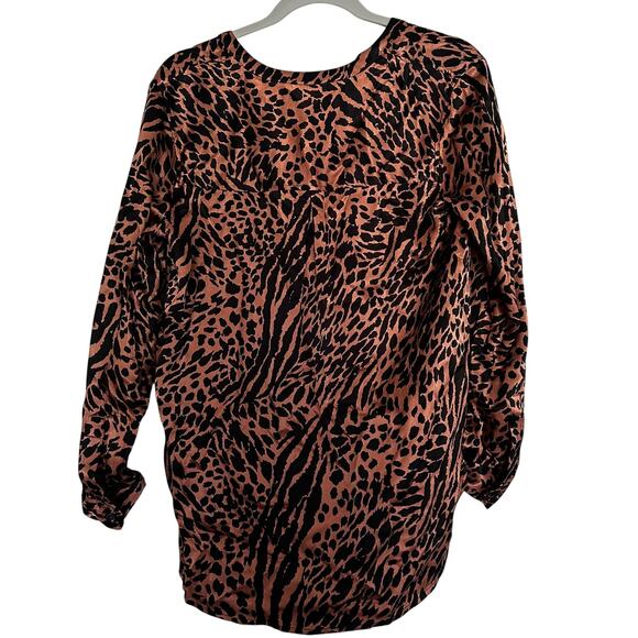 Rails Tops Animal Print High Low Silky 1/4 Buttons Blouse Brown/Black Small - Picture 2 of 7